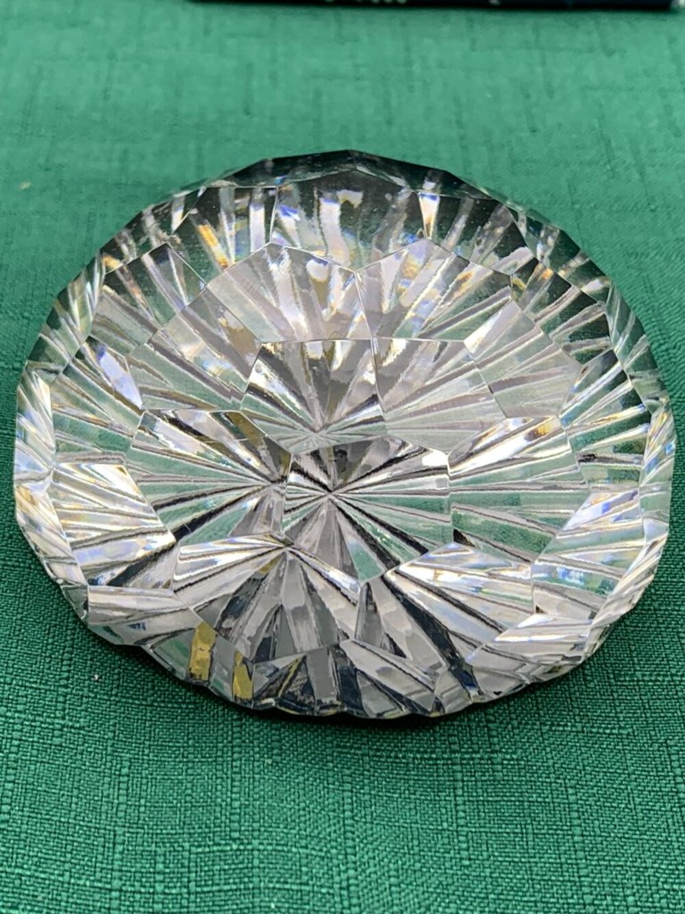Sculptured Crystal (Made in Ireland) 30% Lead Crystal Handmade Paperweight